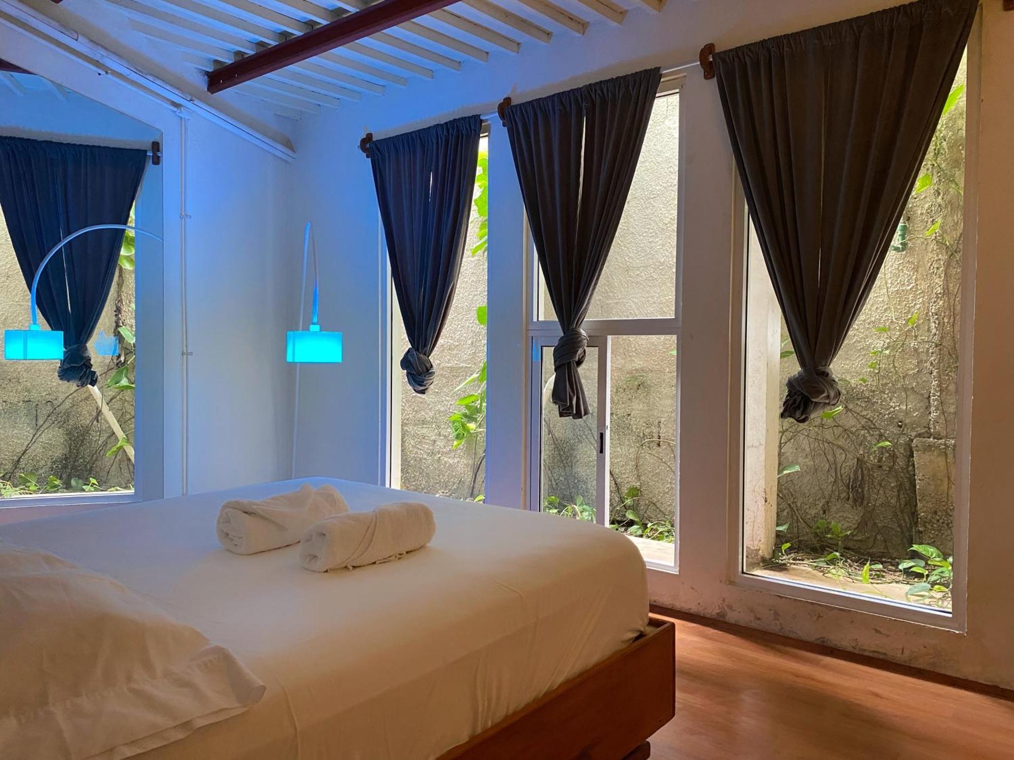 Elmar Hostel Бакалар Екстериор снимка