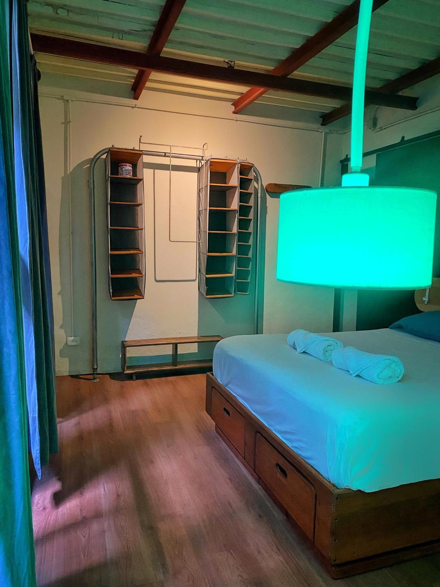 Elmar Hostel Бакалар Екстериор снимка